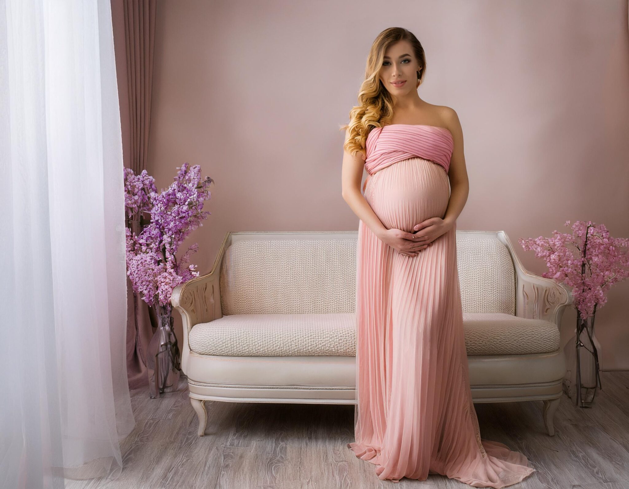 Firefly Key Elements- Show realistic, life like, beautiful, emotional photos of expecting mothers-to
